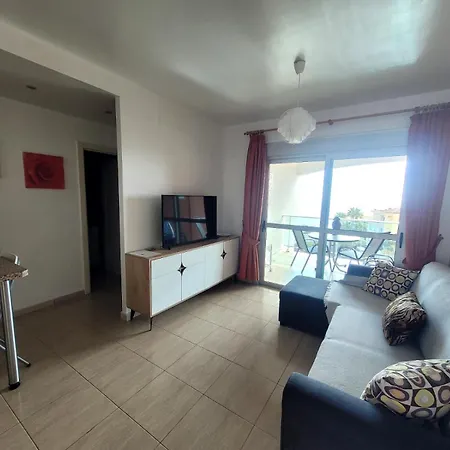 Ocean View דירה